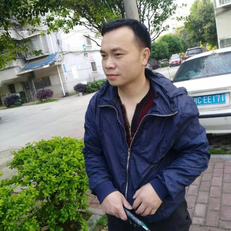 灰色足迹的第一张照片--广西中老年相亲网