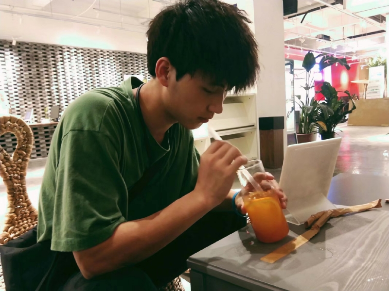 一花一世界的第一张照片--广西中老年相亲网