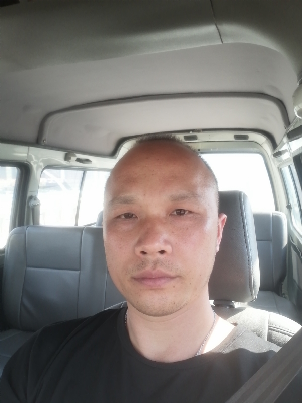 新旺丁的第一张照片--广西中老年相亲网