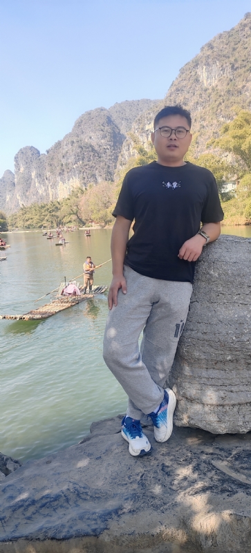 受过伤的狼的第三张照片--广西中老年相亲网